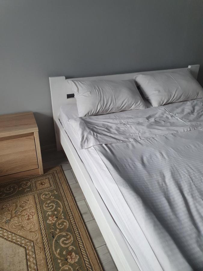 Нова Квартира За Доступною Ціною. Lutsk Eksteriør bilde